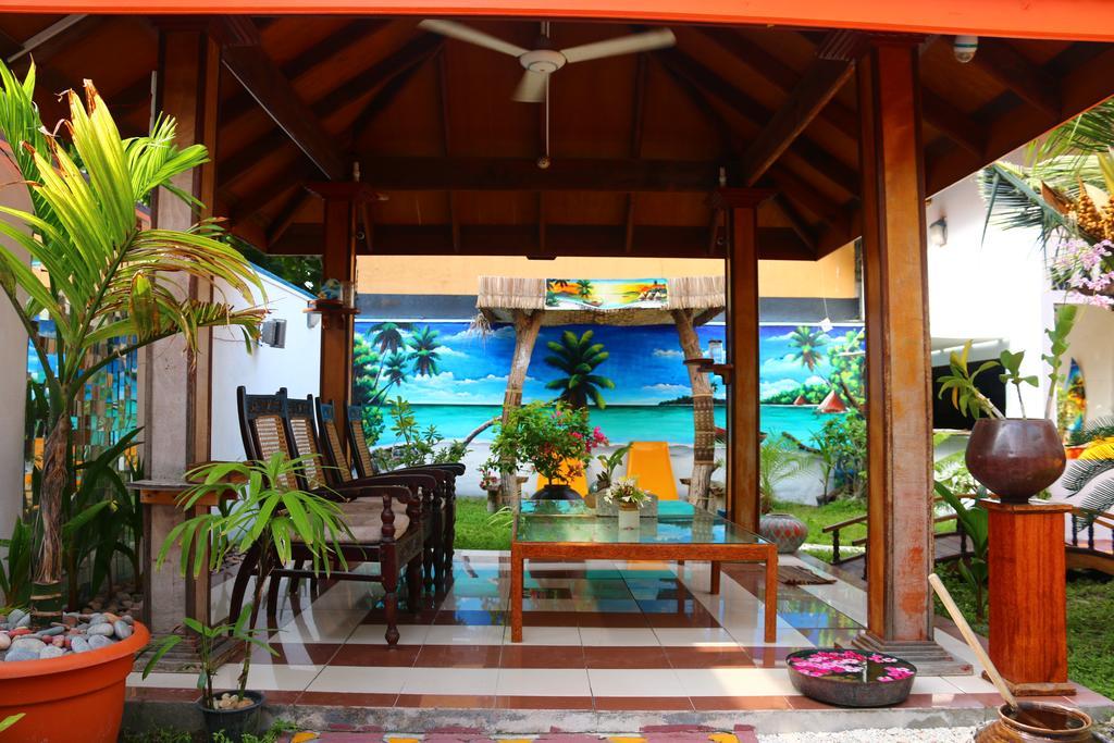 Natural Surf House Himmafushi Exterior foto