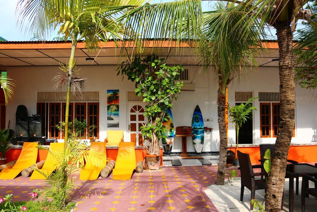 Natural Surf House Himmafushi Exterior foto