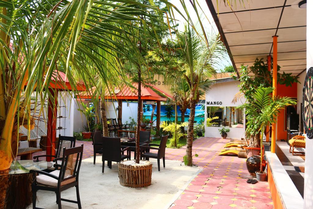 Natural Surf House Himmafushi Exterior foto